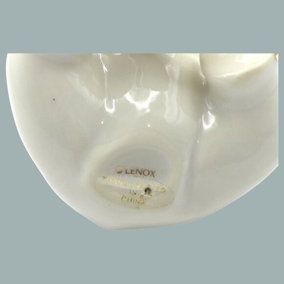 Lenox Porcelain Sitting Baby Elephant Figurine Cream With Gold Accents Trunk Up - Picture 8 of 9